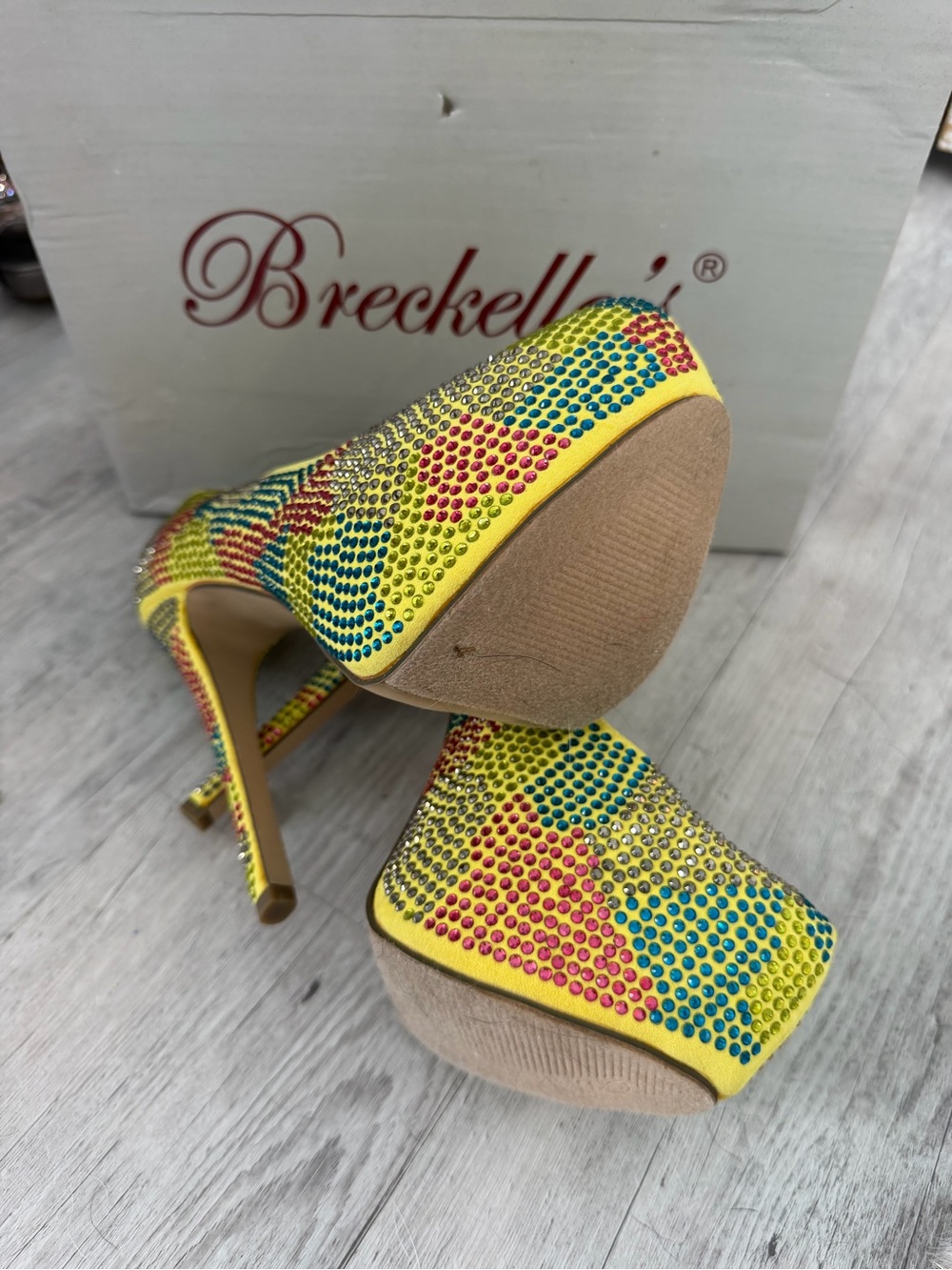 Breckelles Yellow Multicolor Rhinestone Platform Pumps - Picture 3 of 5